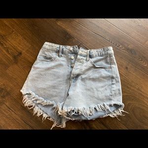 Universal Thread shorts